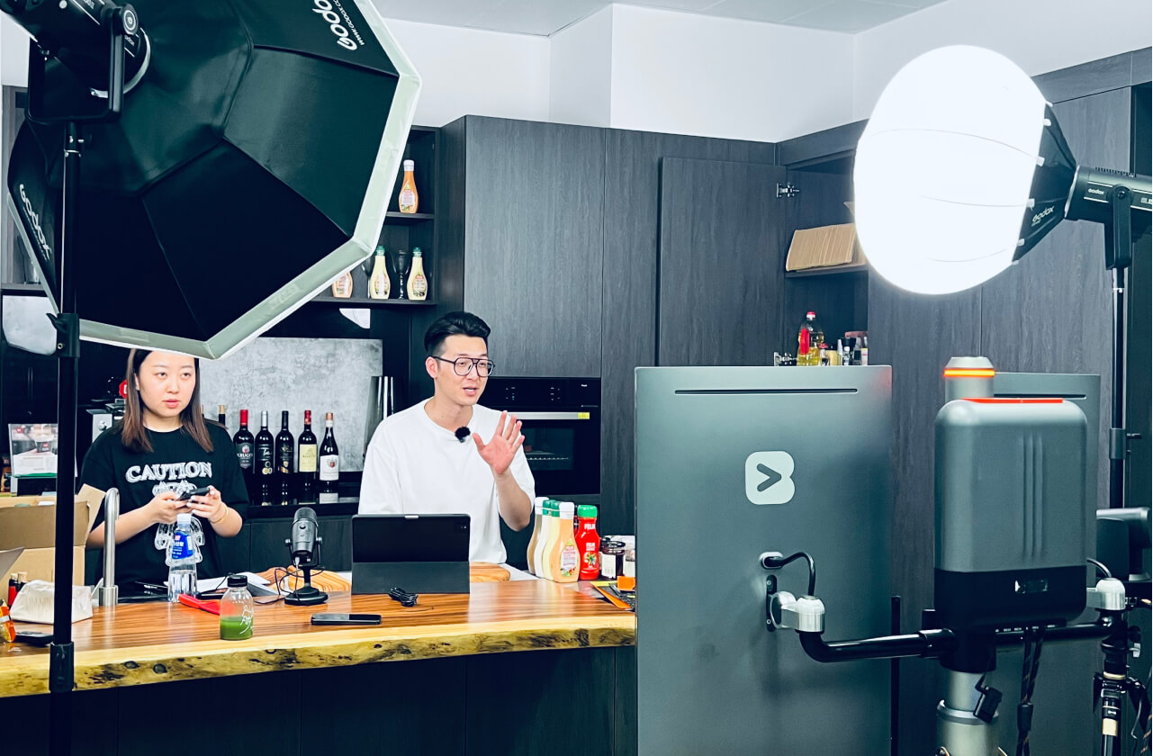 直播间挂机器人背后的商业逻辑